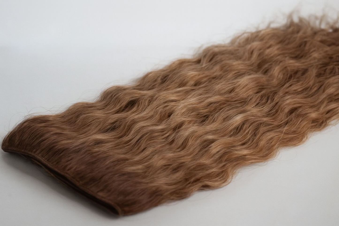 Hand Tied Weft, Natural Wave – 9/7 CHAMPAGNE DIAMOND (Beige Blonde)